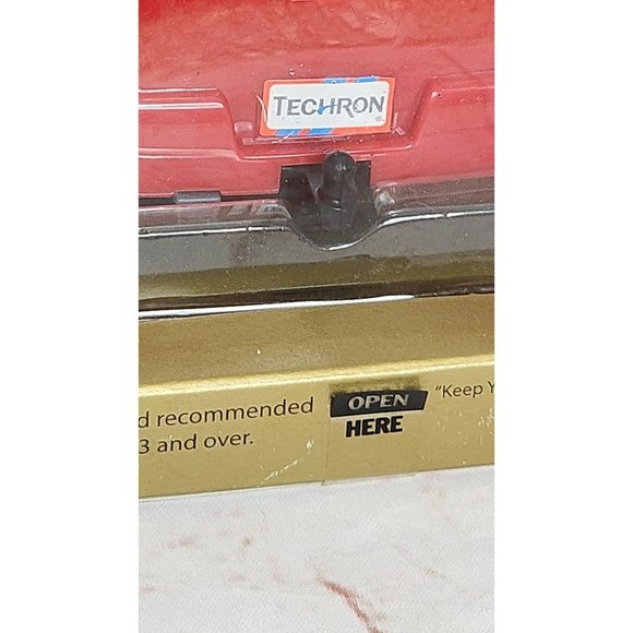 Vintage 2007 Chevron Cars UNLV Victor E. Van Sports Edition Techron Toy Car - Picture 16 of 16